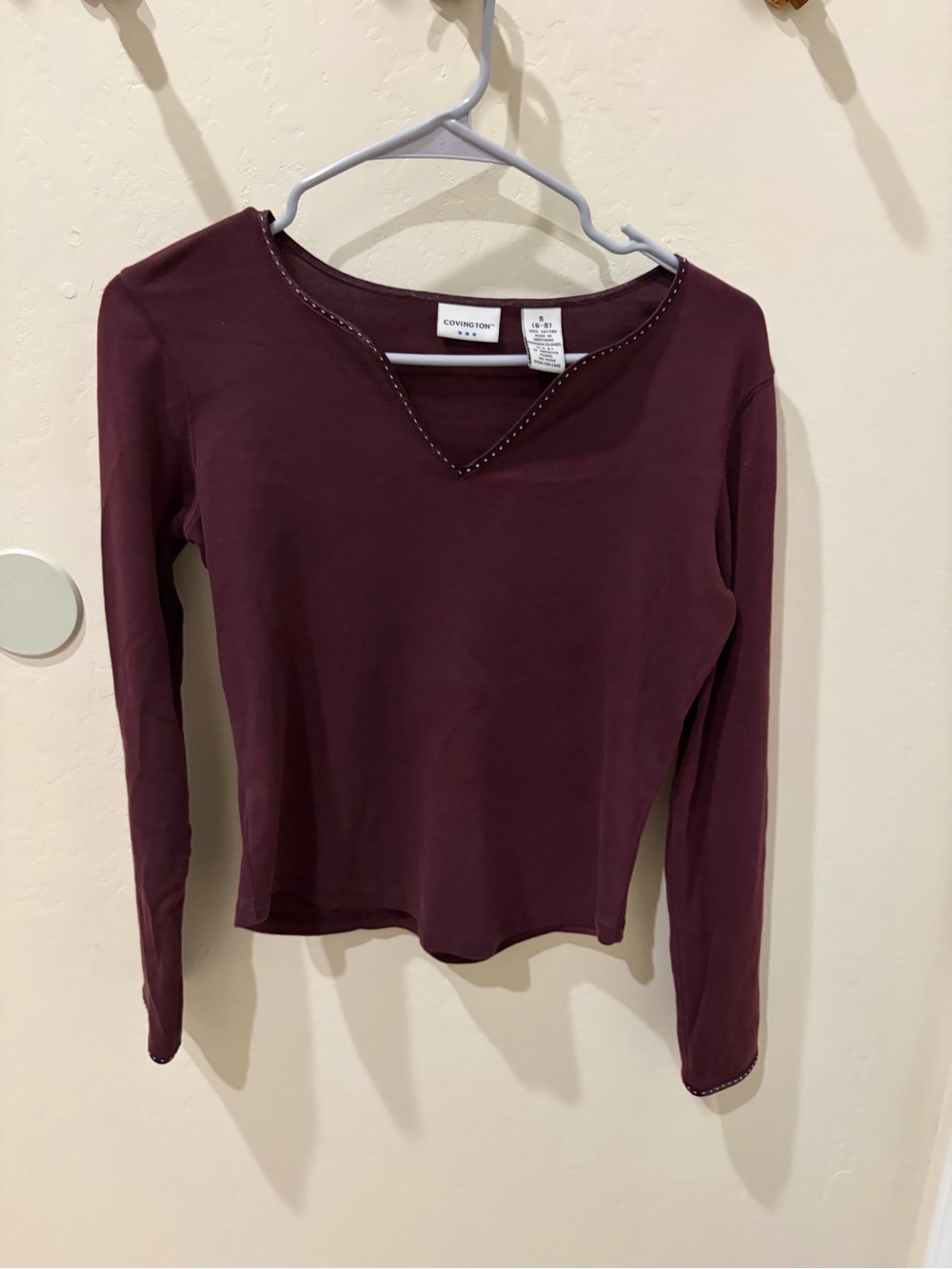 Vintage Covington Long-Sleeve V-Notch Top in Plum